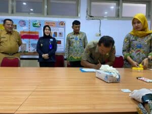 Jalankan Operasi EOC, BNNK Sidak Tes Urine Sekolah & Instansi Pemerintah Jalankan Operasi EOC, BNNK Sidak Tes Urine Sekolah & Instansi Pemerintah