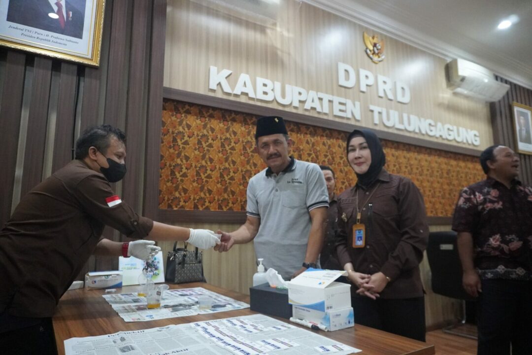 Deteksi Dini Tes Urine Anggota DPRD Tulungagung Konsep Otomatis