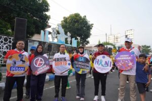 BNNK dan Dispora Tulungagung Gelar Senam Sehat dalam rangka Memperingati HANI 2025